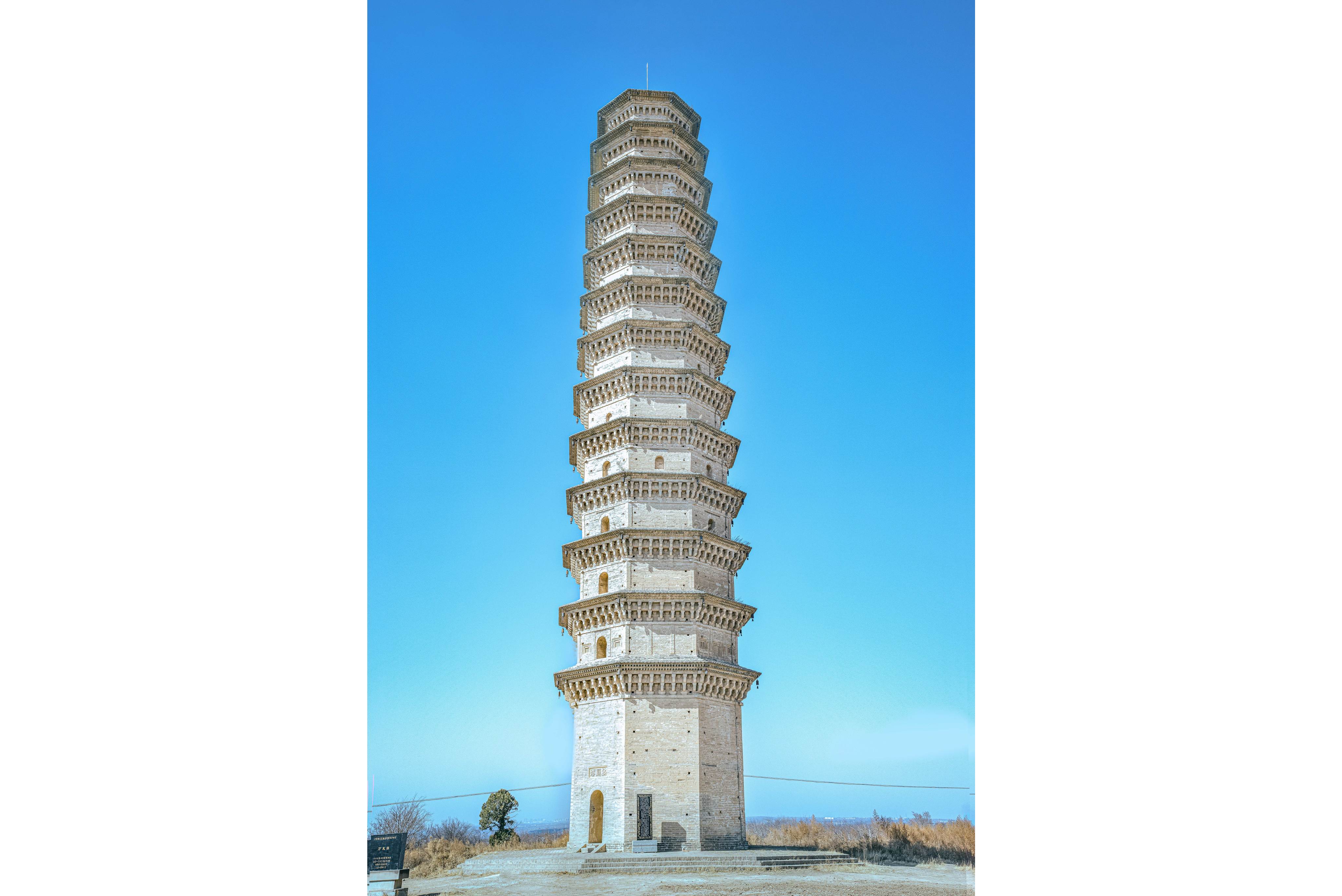 兴国寺万凤塔