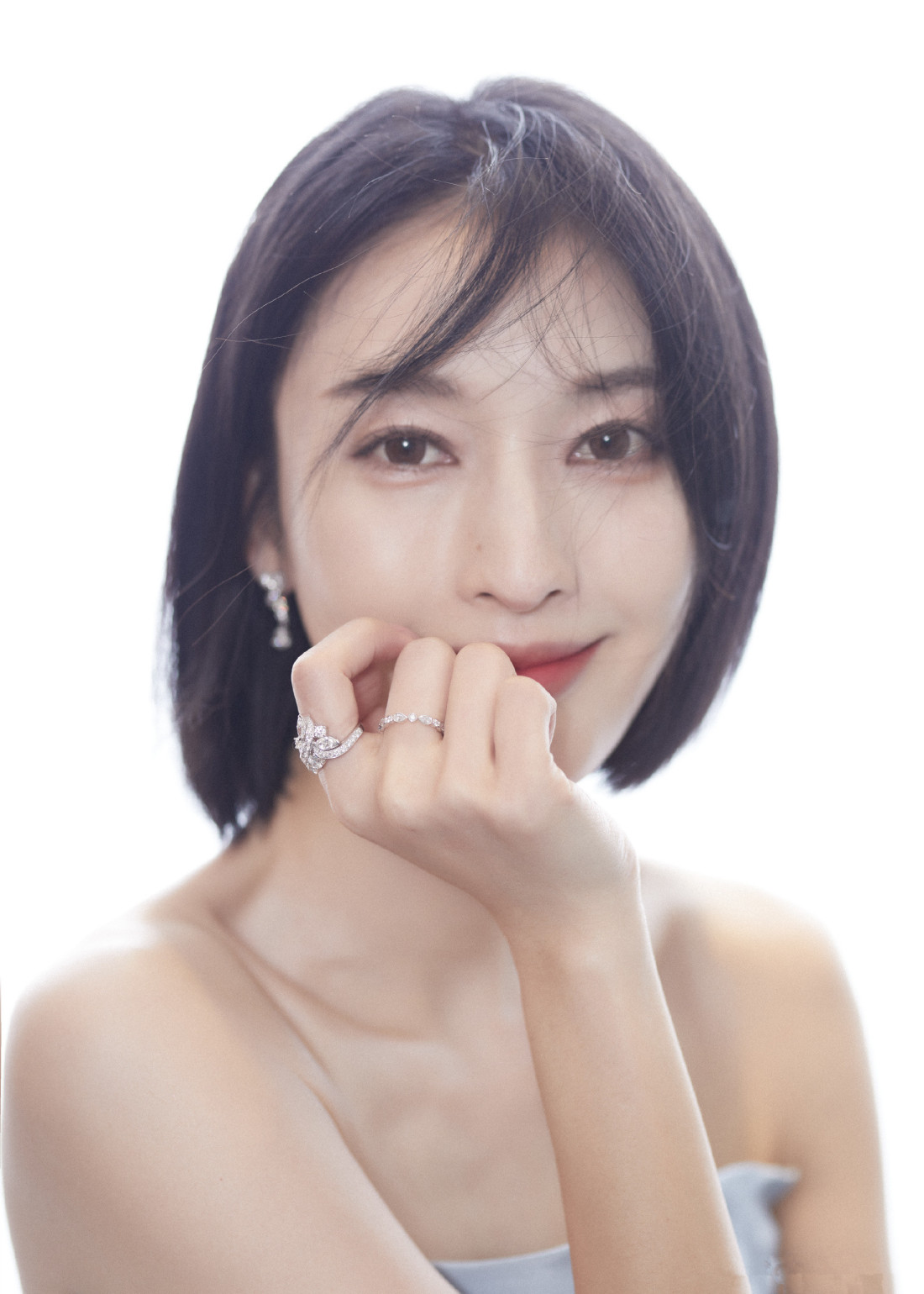 data-lemmaid="10989247">桂林市 /a>,中国内地女演员,毕业于 a