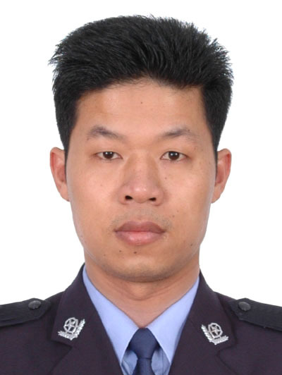 男,汉族,中共党员,二级警督警衔,生前系广东省揭阳市普宁市公安局治安