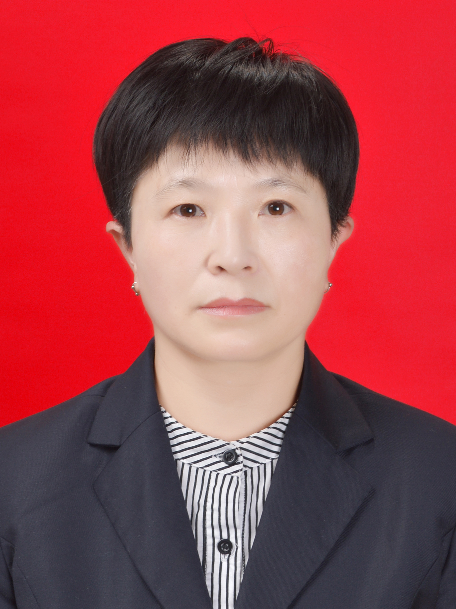 izevyoxoqc">现任四川省阿坝藏族羌族自治州若尔盖县人大常委会副主任