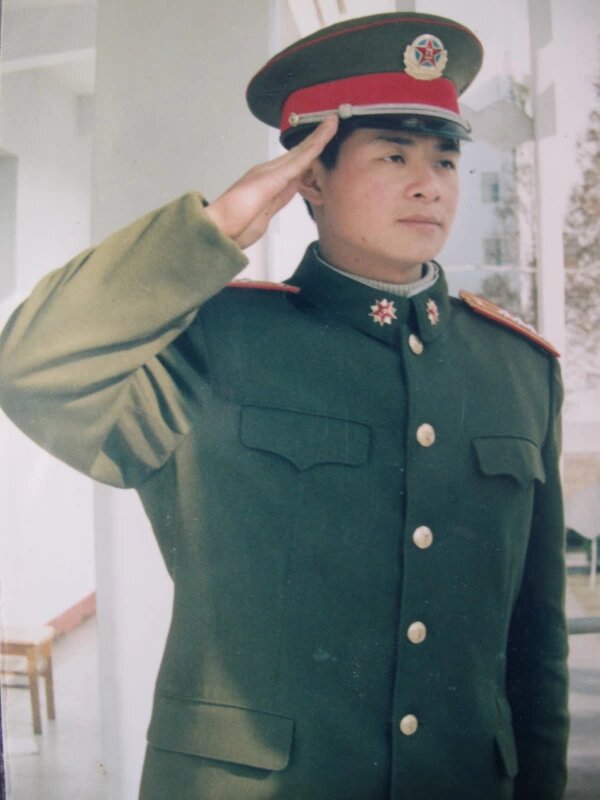 data-ctrid="u6gaaqib3d3j">王强,男,汉族,军人出身,中共党员,1979年5