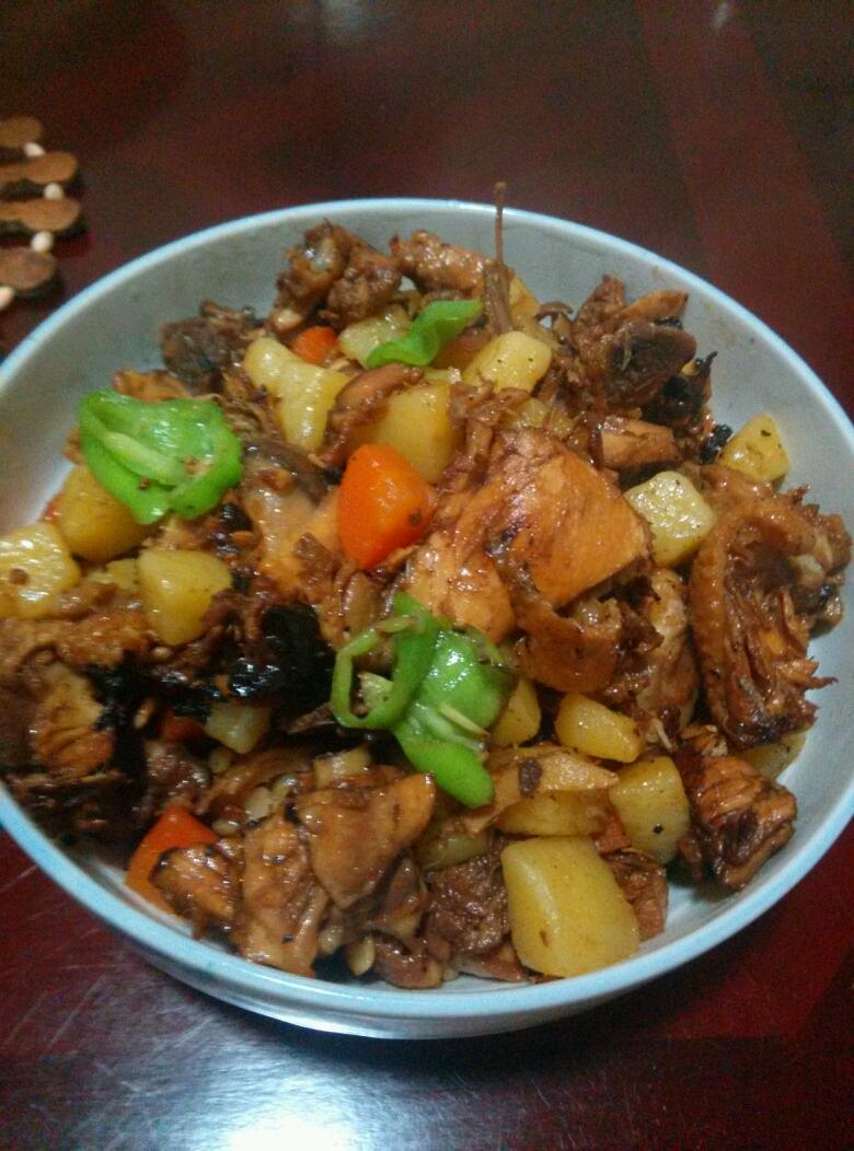 土豆炒鸡肉