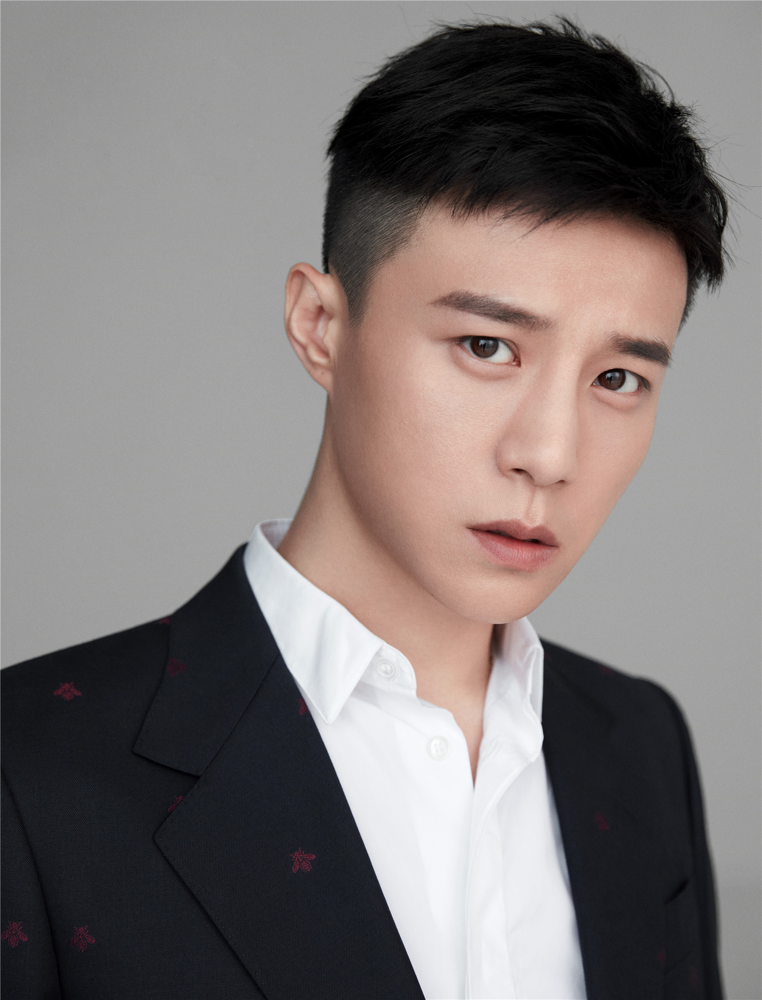  p>王宫良(kid young),原名王柯达,出生于山西省太原市,中国内地影视