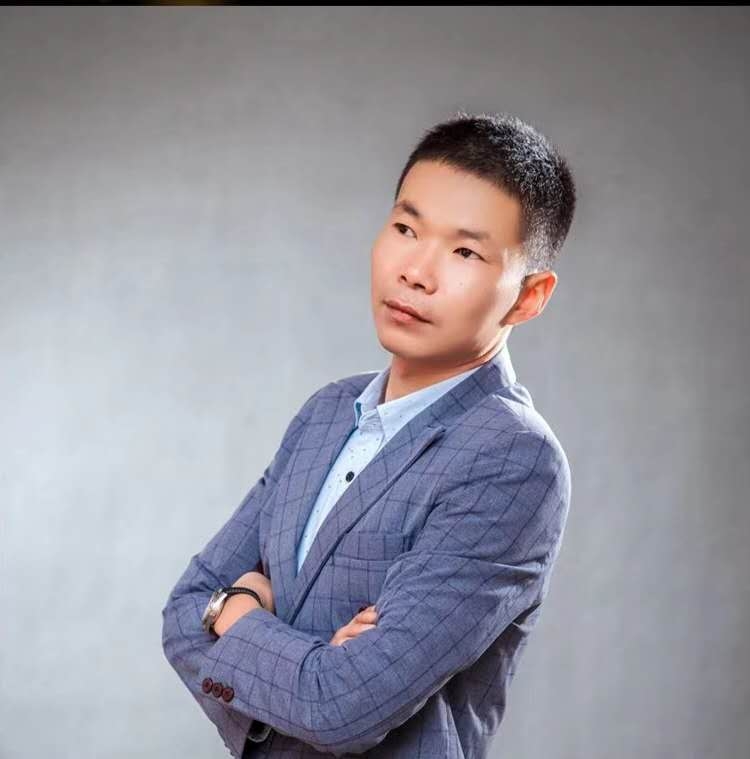  p>抖音忠哥,1988年1月15日出生于安徽,抖音红人