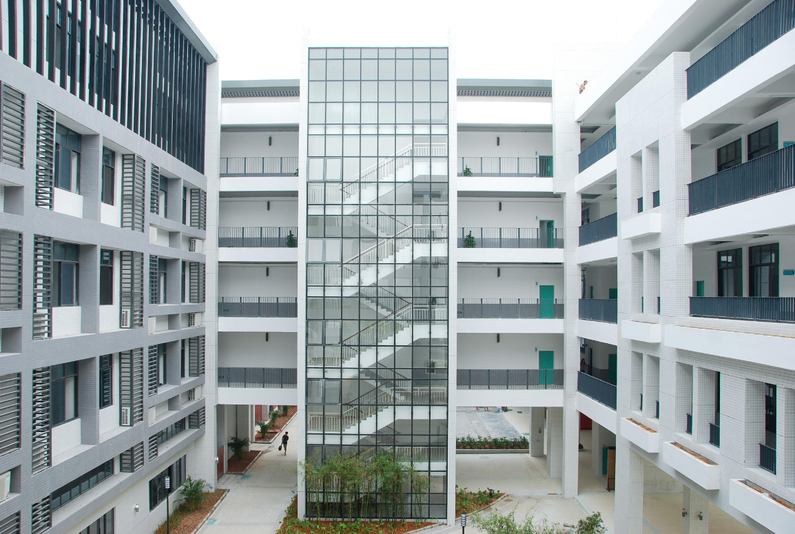 深圳市宝安中学