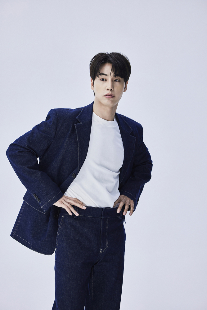 罗贤宇（韩国音乐剧、影视男演员）_百度百科