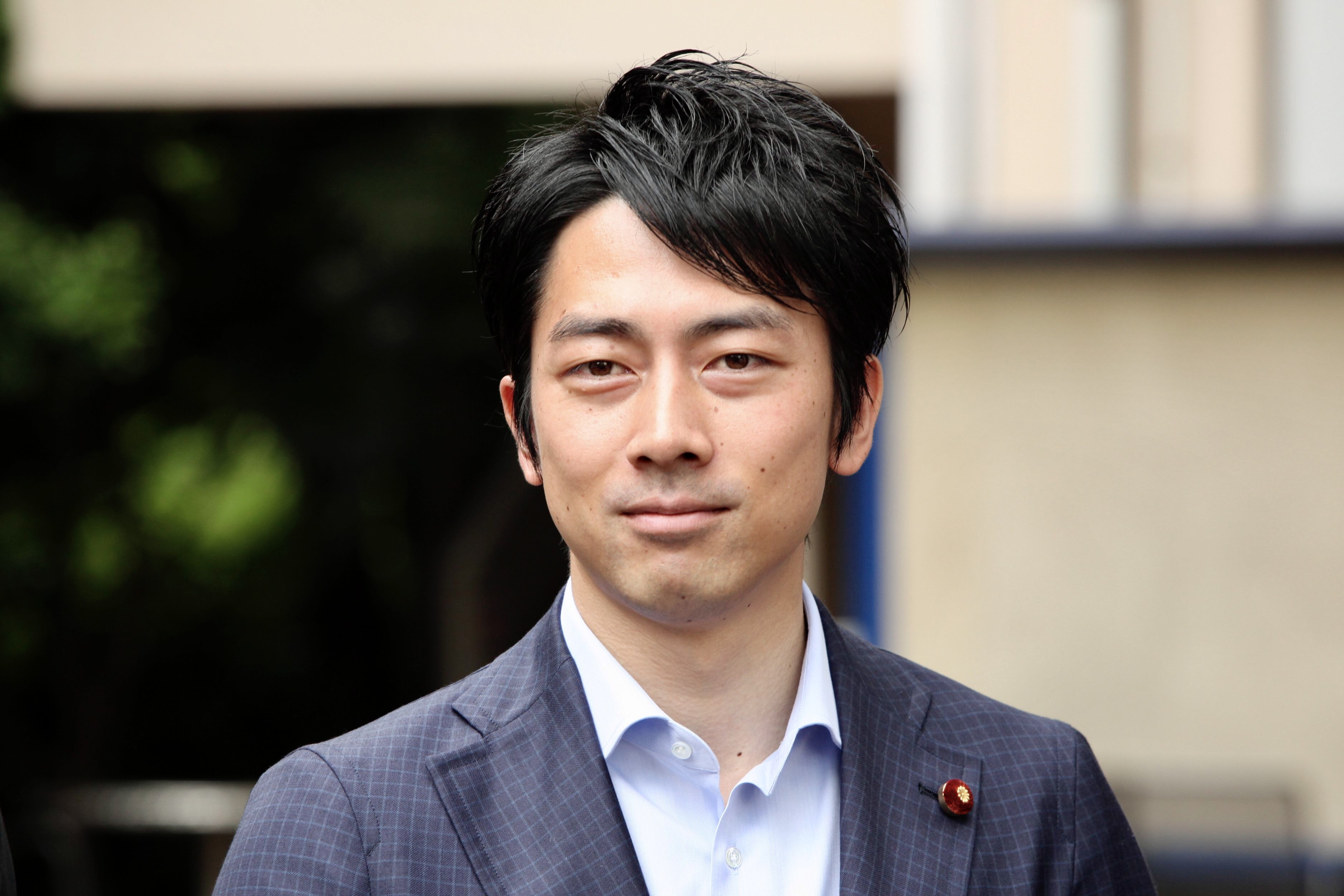  p>小泉进次郎(こいずみしんじろう),1981年4月14日出生,日本政治家