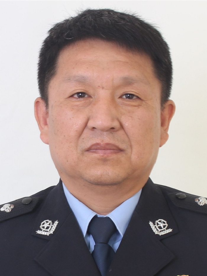  p data-id="sj9nd8vyya8c">董一兵,男,现任安徽省蚌埠市公安局禹会