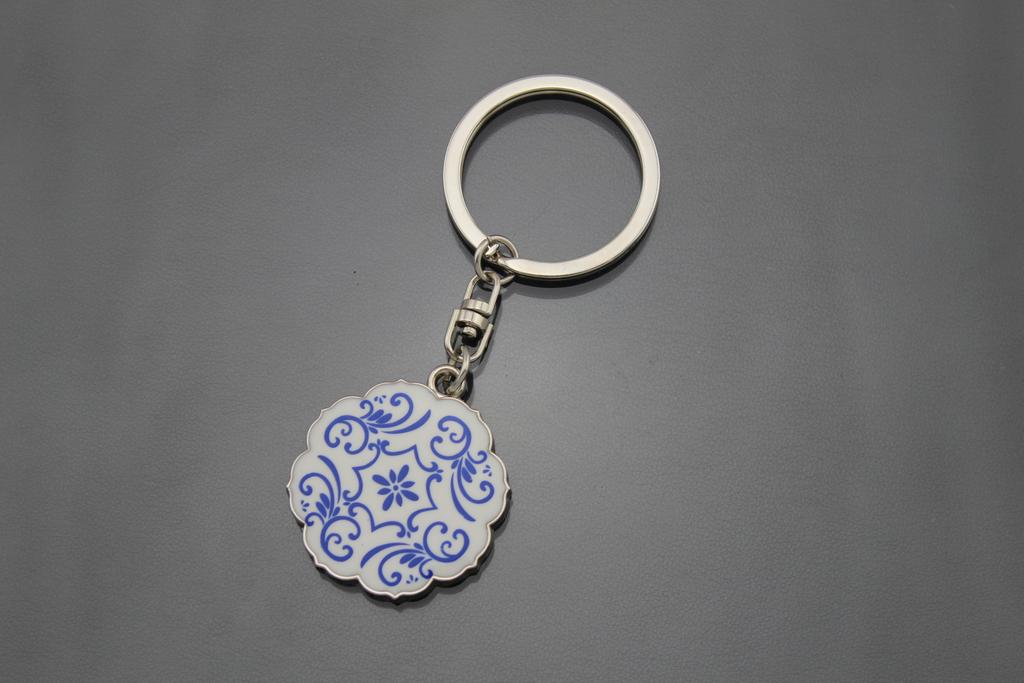  p>钥匙扣,又称 a href="#" data-lemmaid="22326553">锁匙扣 /a>, a