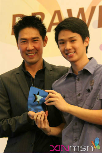  p>陈之财,祖籍福建,是新加坡著名艺员. /p>