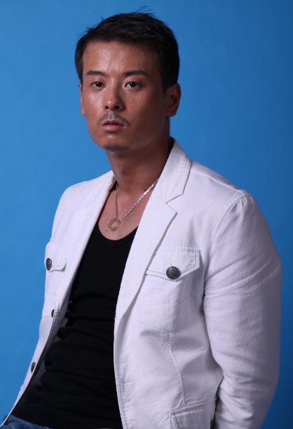  p>郑军,现名郑鉴铭,中国内地影视演员.