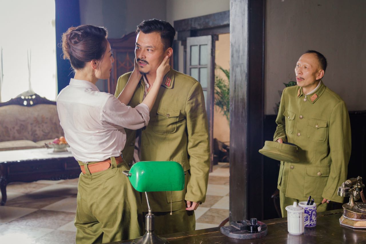 blank" href="/item/上海戏剧学院/1736818" data