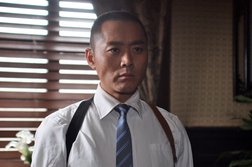  p>《血色玫瑰之女子特遣队》是由诸侯影业出品的,继《血色玫瑰》前两