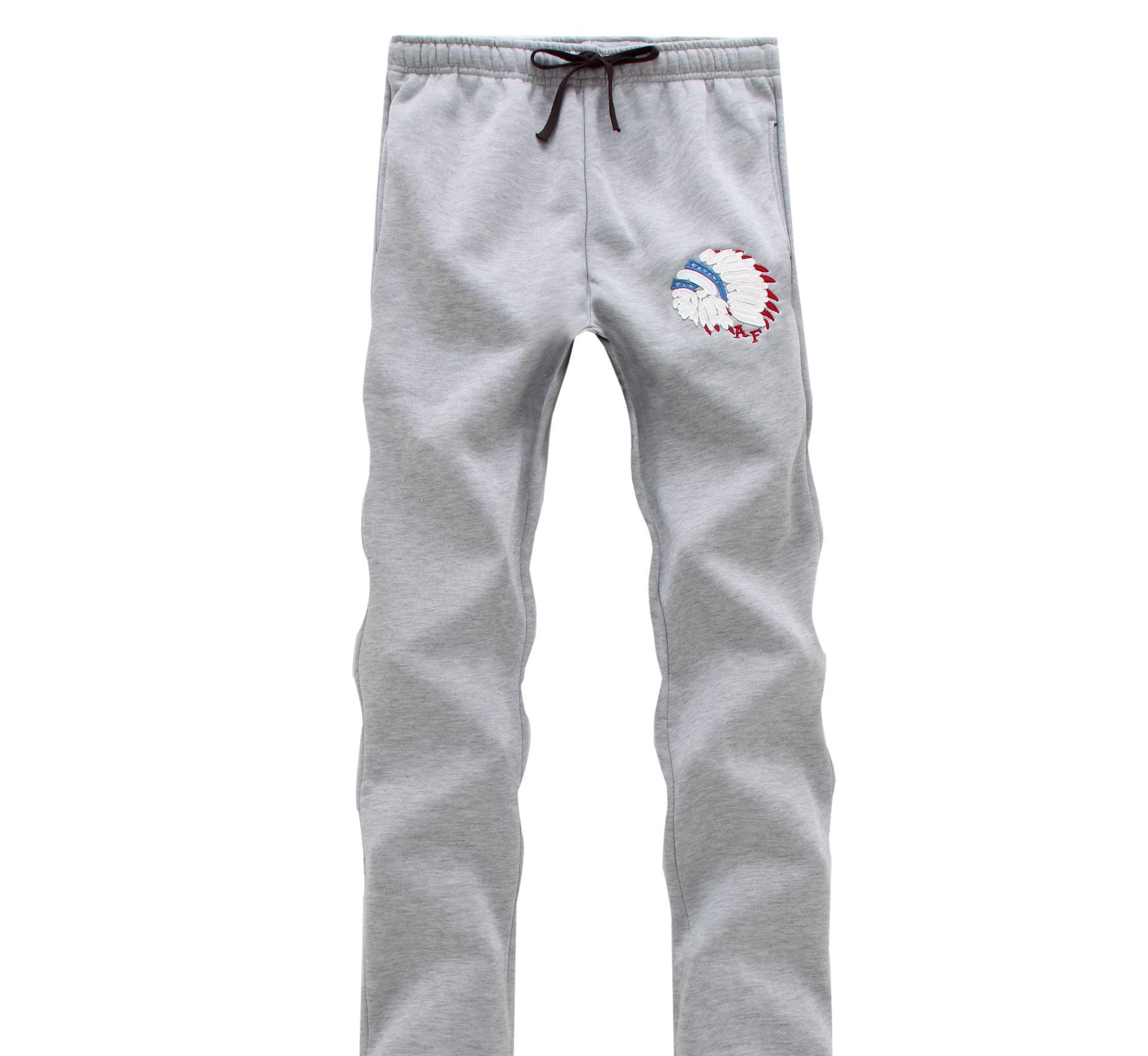  p>卫裤通常是指由棉或涤纶这两种面料制作的 a target="_blank" href