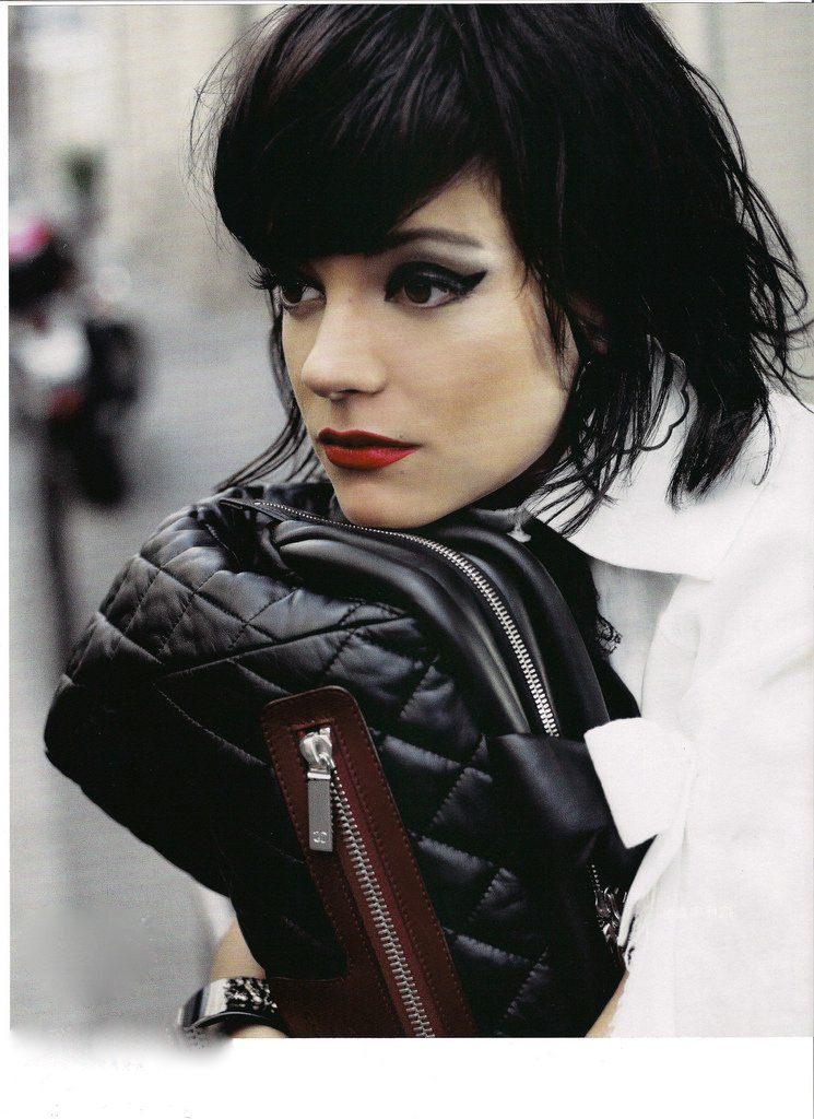  p>莉莉·艾伦(lily allen),1985年5月出生于英国伦敦,英国女歌手.