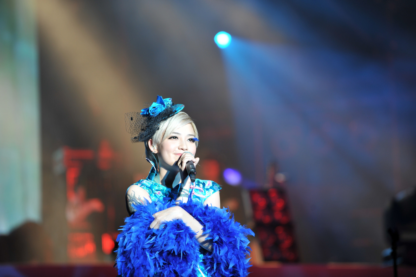  p>范晓萱(mavis fan),1977年2月27日出生于台北,祖籍湖北省仙桃市