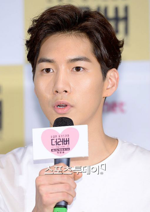  p>《the lover》 i>(          ) /i>为韩国mnet电视台于2015年4月2