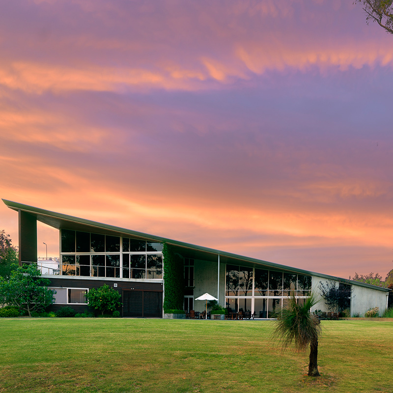  p>salience 中文名是赛乐诗,澳大利亚100%原瓶进口红酒品牌.