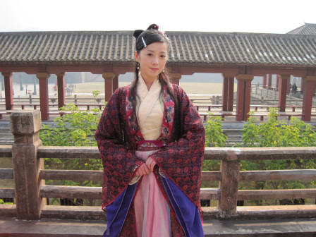 高艺（中国内地女演员）_百度百科