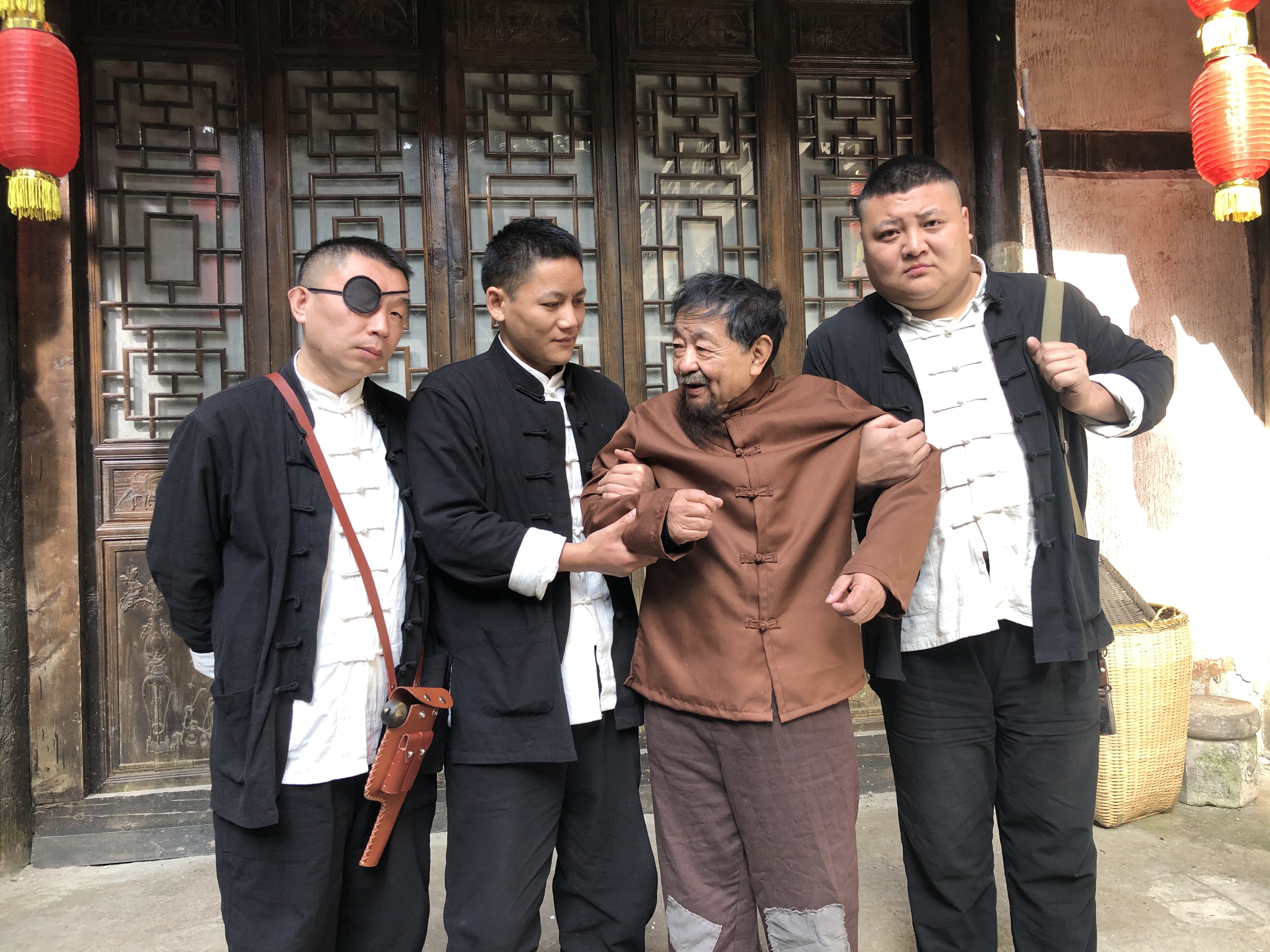  p data-id="sxxwaomnu02l">陈永红,出生于重庆市,中国内地男演员.