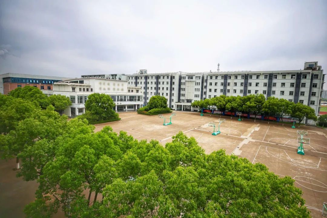 武装警察部队海警学院(china coast guard academy)位于浙江省宁波市