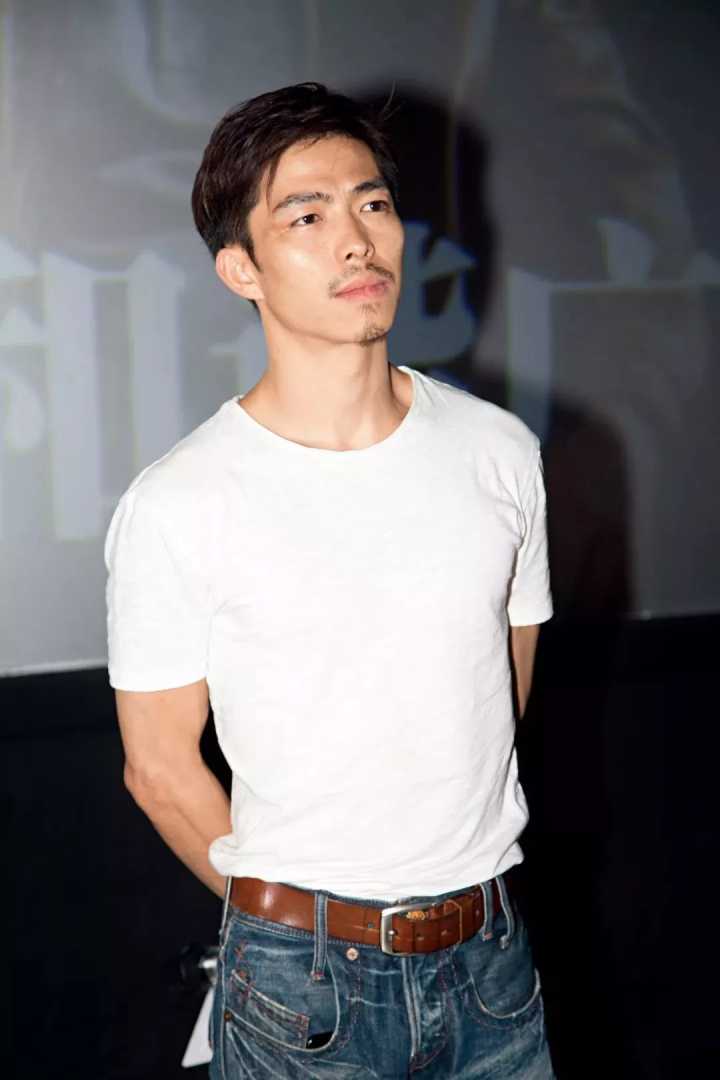  p>章宇,原名 a target="_blank" href="/item/章鑫/688272" data