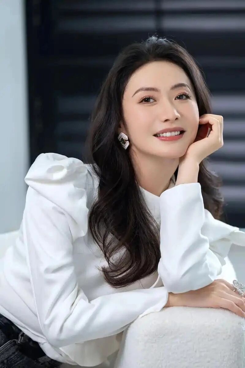 《家业》杨斯：田绛月被仇恨吞噬悲情寡妇！激励杨紫成长_百科TA说