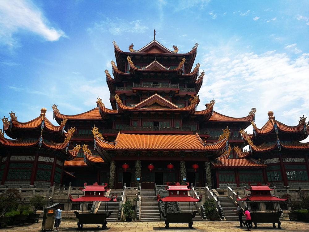  p>西禅寺,位于江苏省 a target="_blank" href="/item/南通市