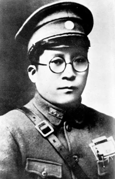 杀害杨虎城，被毛主席特赦，“书生杀手”周养浩的黑白往事_百科TA说