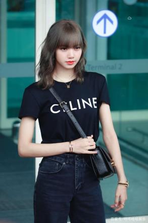 LISA（泰国流行乐女歌手、舞者，BLACKPINK成员）_百度百科