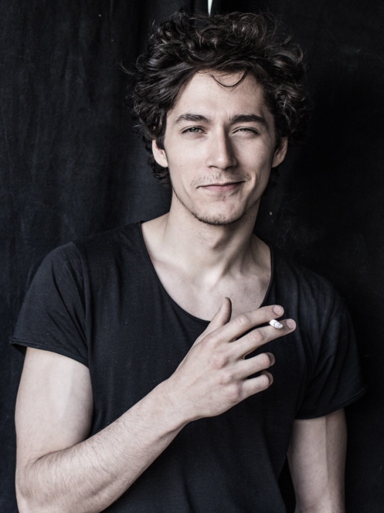  p>诺亚·萨维德拉(noah saavedra),1991年出生于奥地利,奥地利演员