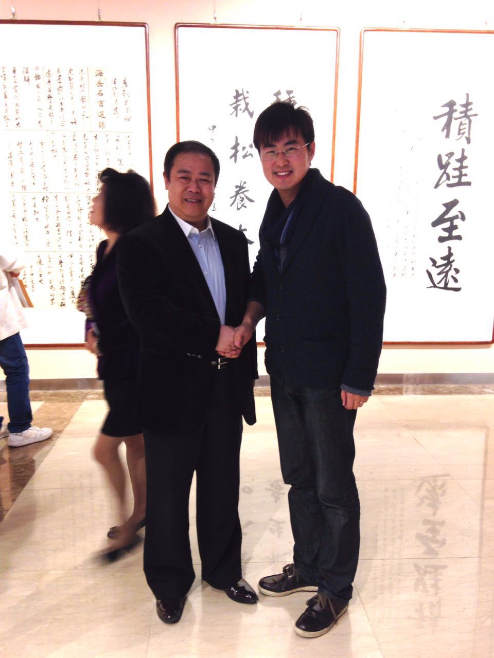 杨飞
