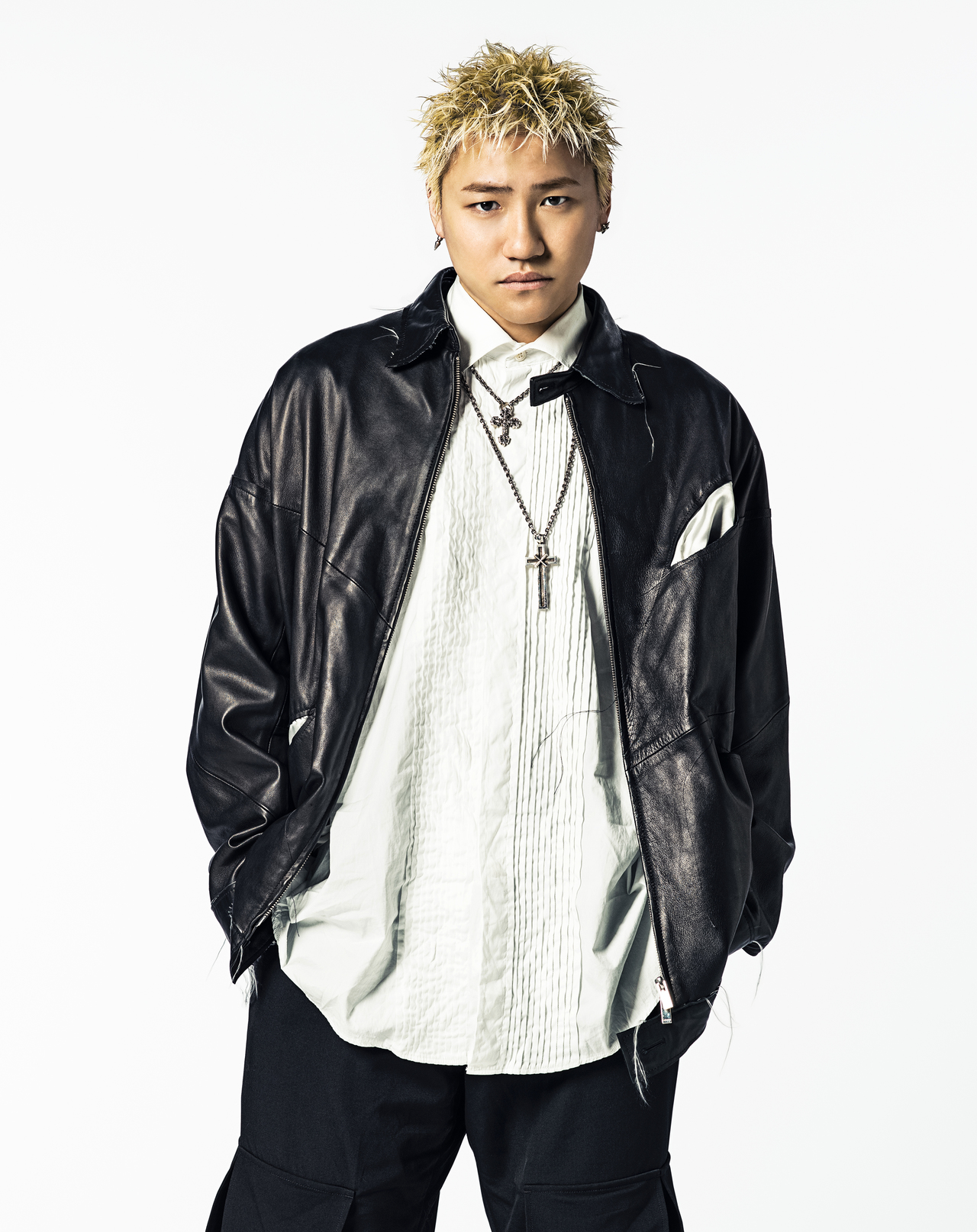 演唱组合,由 a target="_blank" href="/item/白滨亚岚">白滨亚岚 /a>