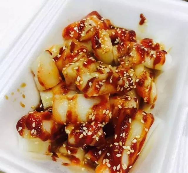  p>芝香混酱猪肠粉是一道 a href="#" data-lemmaid="554260">美食 /a