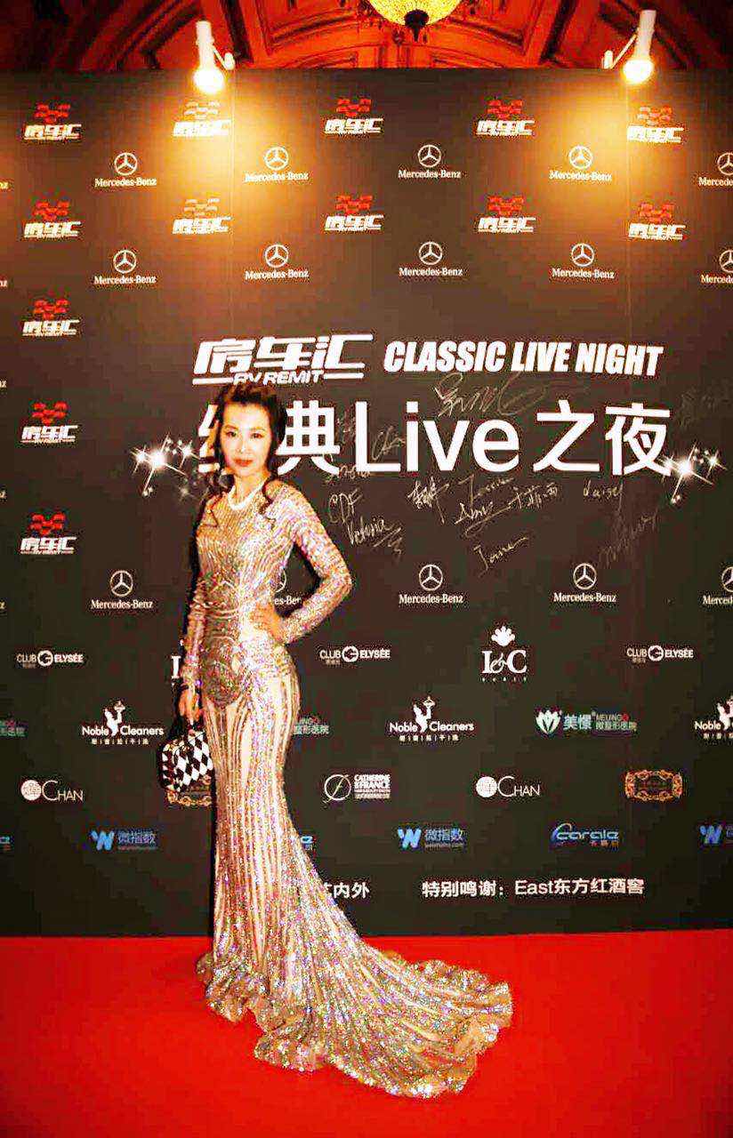  p>王潇潇,云南文山人,演员,歌手,模特. /p>