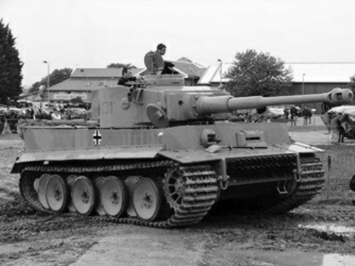  p>虎式重型坦克(德文:panzerkampfwagen tiger ausführung e ,德国