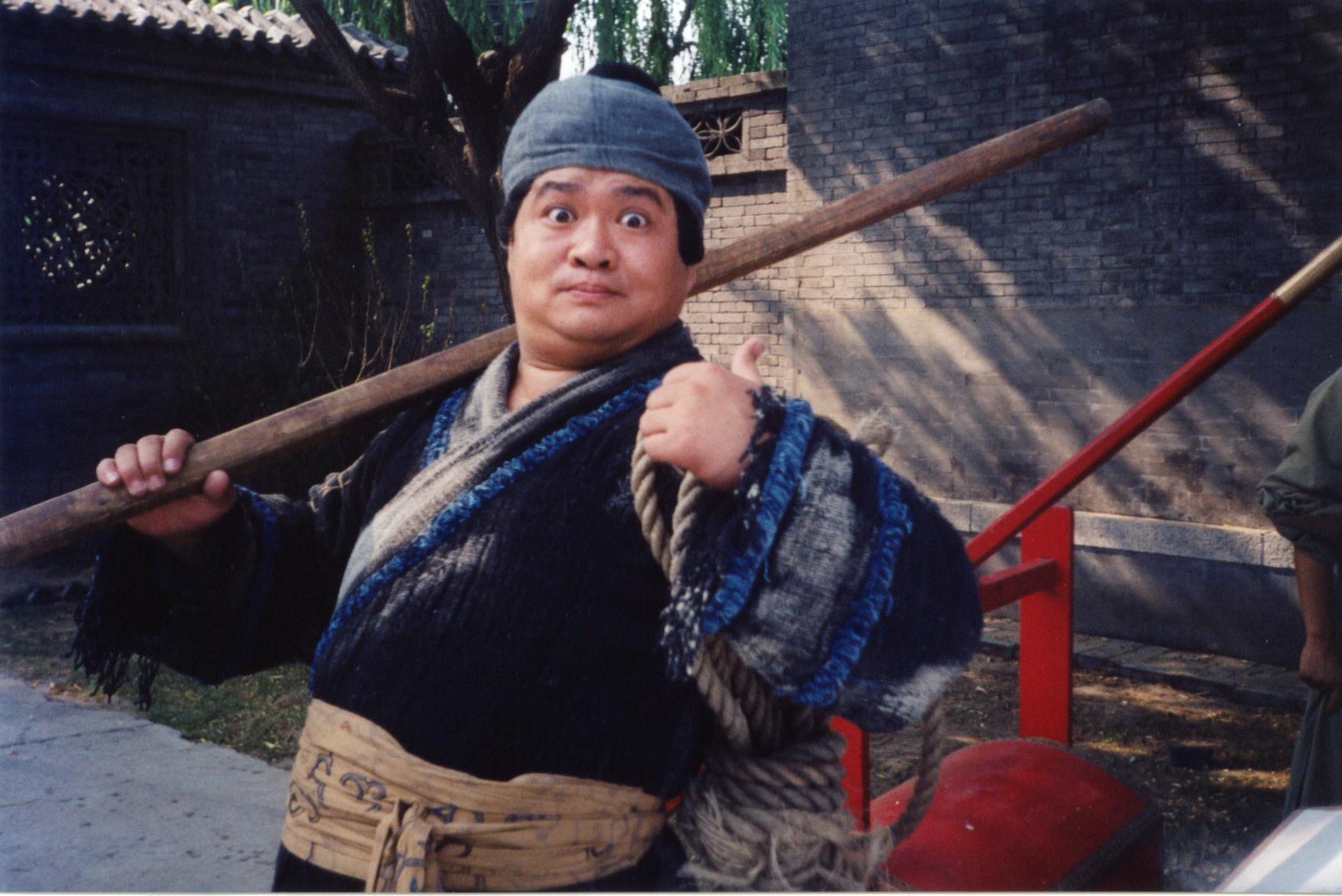 闾汉彪