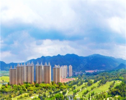  p data-id="gnvipqjz4g">雅居乐御龙山位于中山市五桂山与三乡镇之间