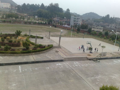  p>江西省全南县第二中学是一所由 a target="_blank" href="/item