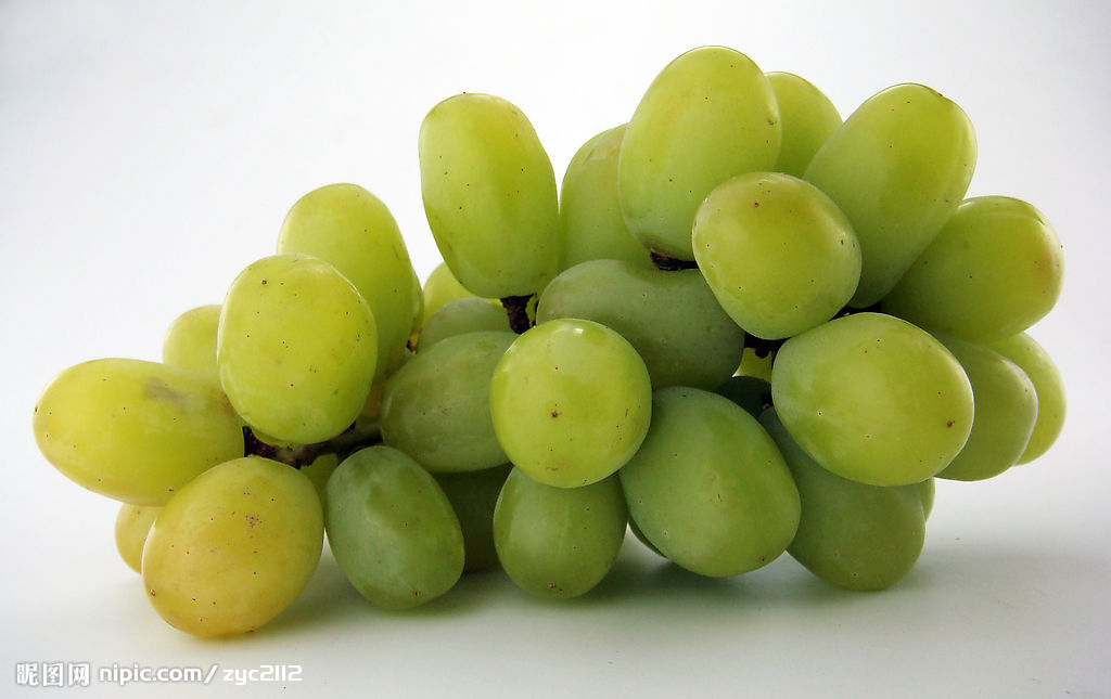  p>红香蜜葡萄是日本最新培育的欧美杂交 a target="_blank" href="