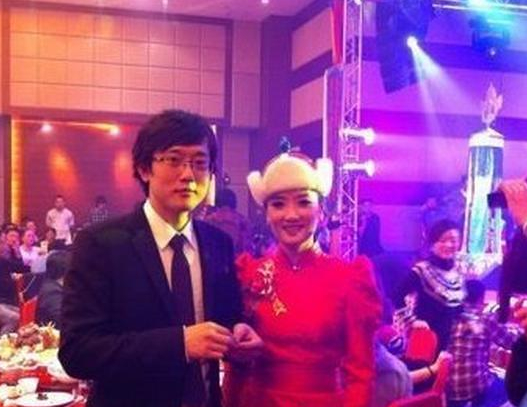 杨魏玲花的老公