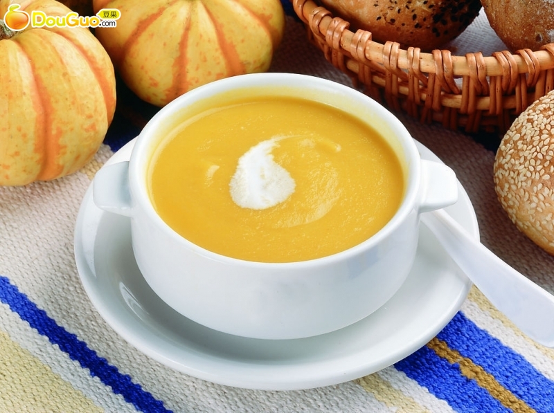 牛奶南瓜汤