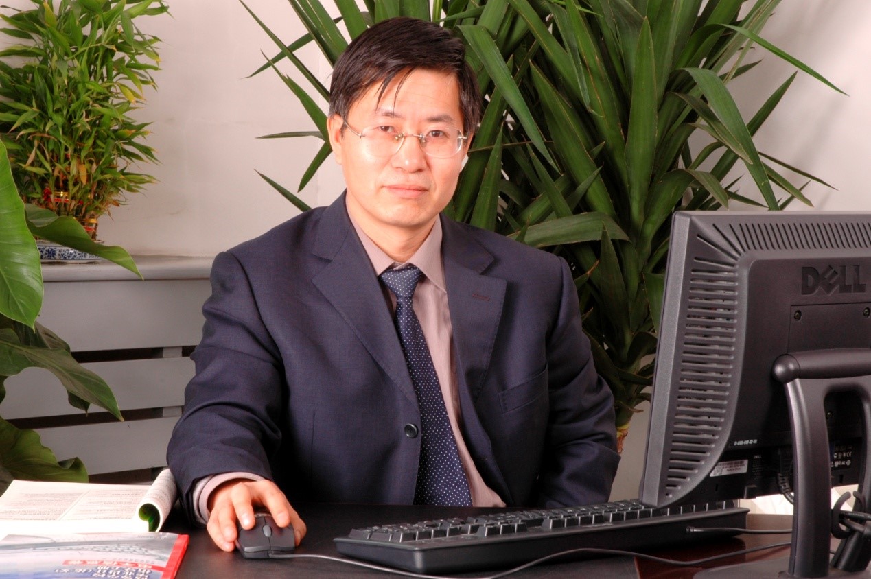 张斌