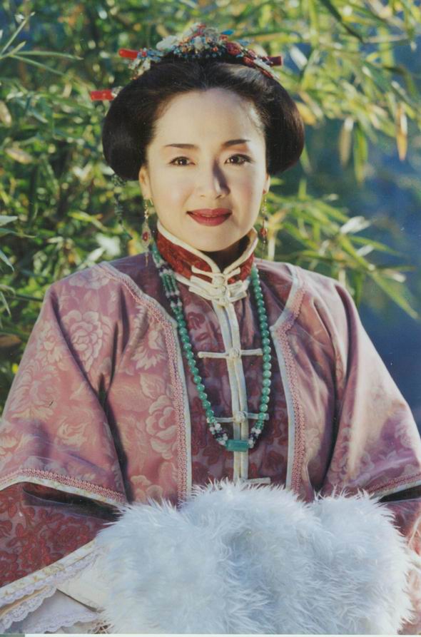 白手风云》是由北京鑫宝源影视咨询服务有限公司出品的清末古装电视剧