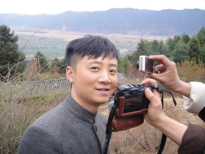  p>《桥隆飙》是由 a target="_blank" href="/item/金姝慧/144450"