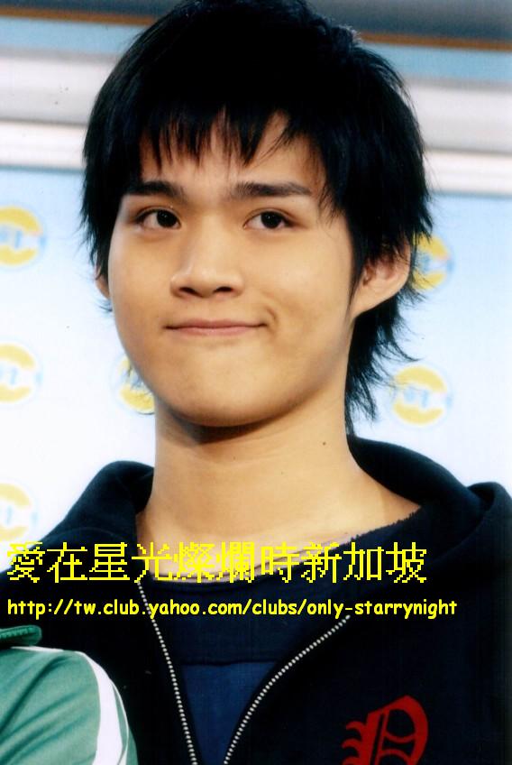 偶像组合 a target="_blank" href="/item/可米小子/241605