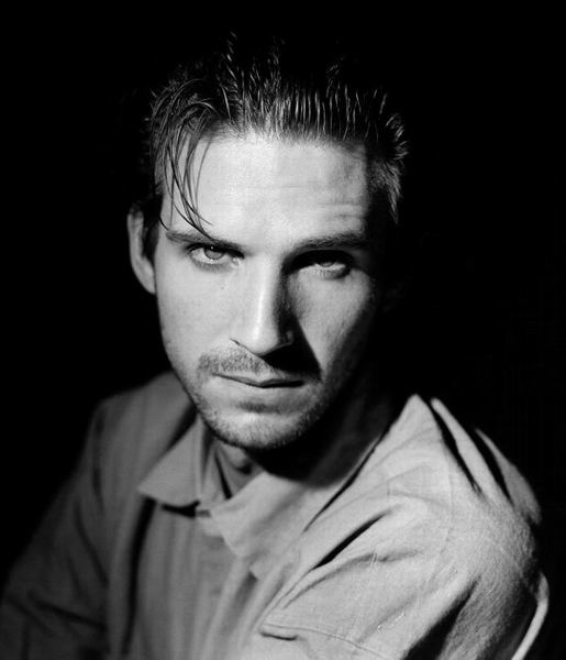 a>韦执导, a href="#" data-lemmaid="10077039">朱莉娅·奥蒙德 /a>