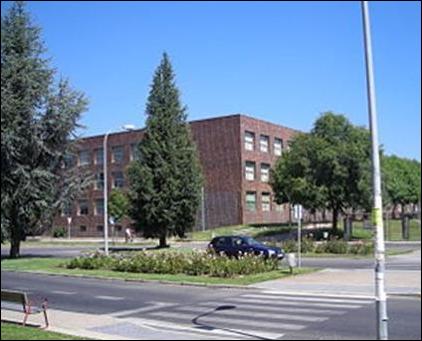 西班牙莱昂大学