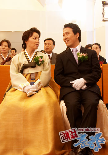  p>崔兰,1960年11月30日出生,韩国女演员, a ta