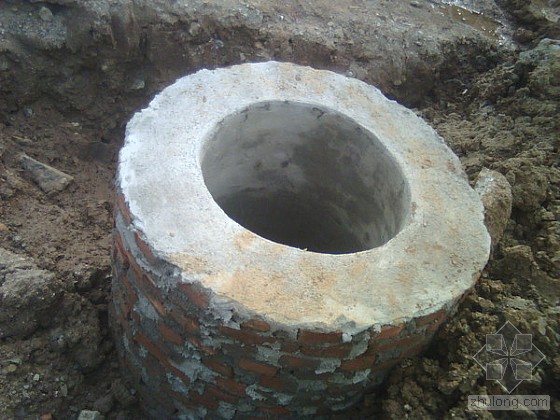 collecting well,井径较大,用以汇集和存蓄地下水或者渗漏水的水井